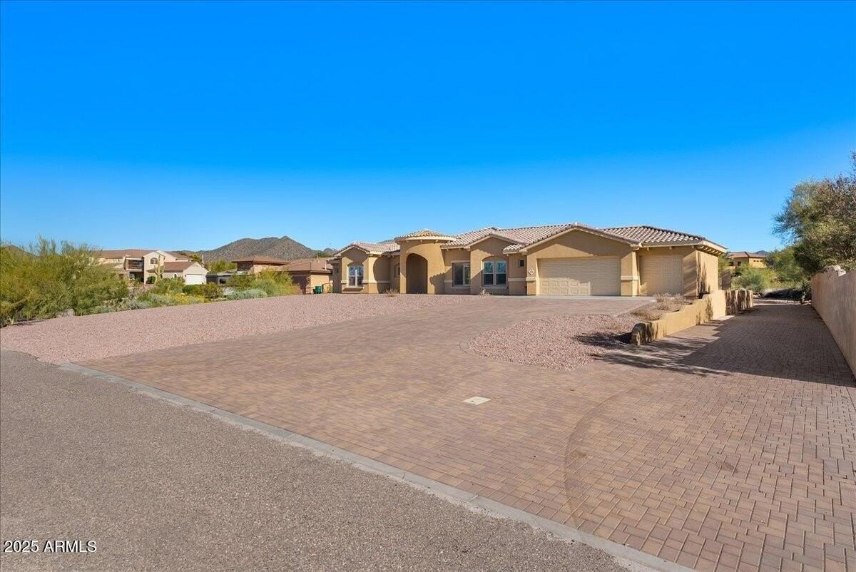 3117 N 77th St - Photo 2 of 50