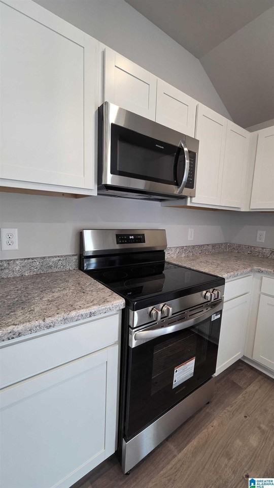 201 Skyline Loop - Photo 7 of 24