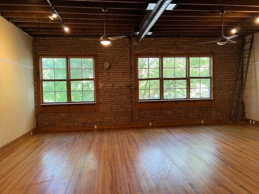 1108 Broadway Unit 1108a #1108A - Photo 5 of 24