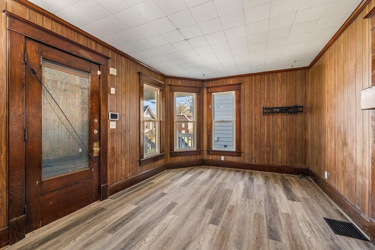 37 W Arch St - Photo 3 of 21