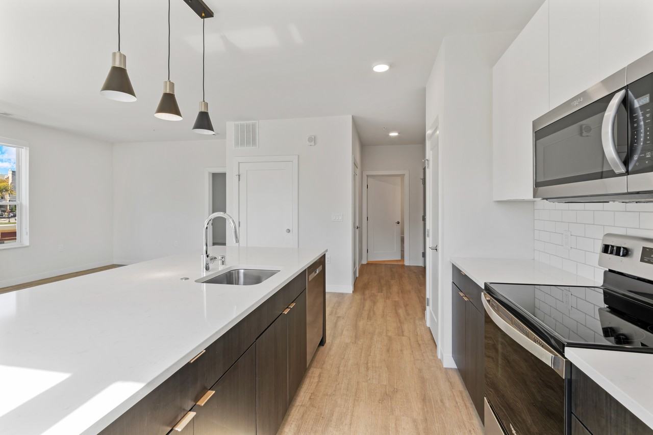 5945 6th Ave #214 - Photo 6 of 37