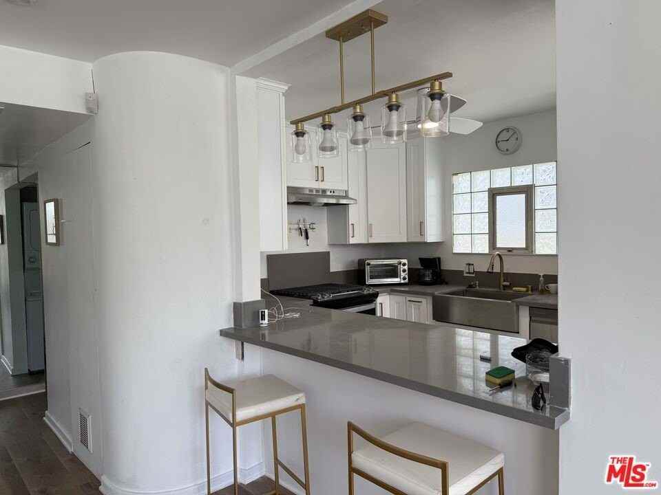 39 Westminster Ave - Photo 6 of 16