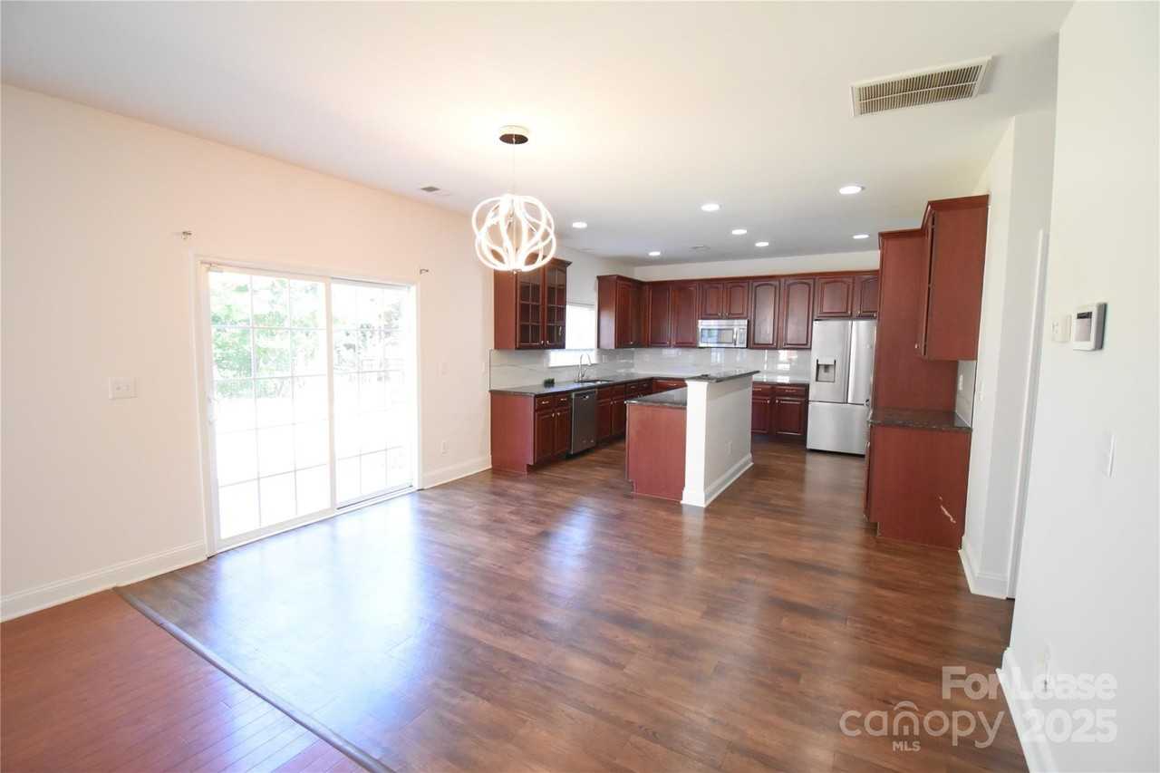 6728 Evanton Loch Rd - Photo 7 of 33