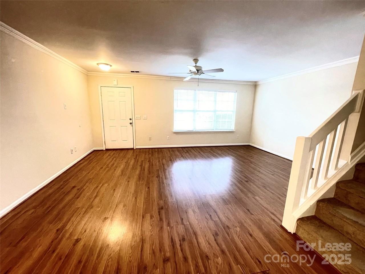 10032 Pergola View Ct - Photo 3 of 11