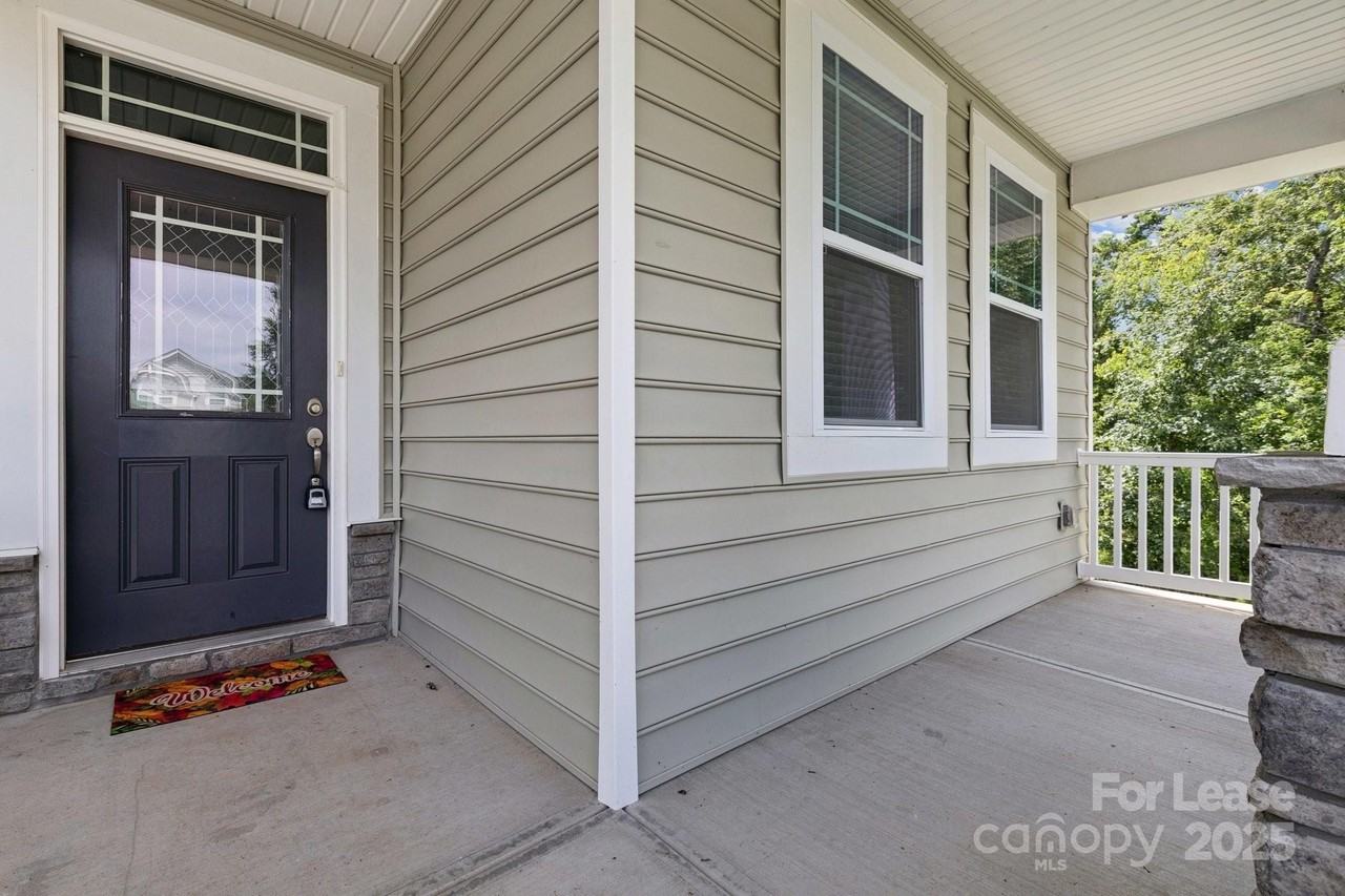 17121 Carolina Pine Row - Photo 2 of 27