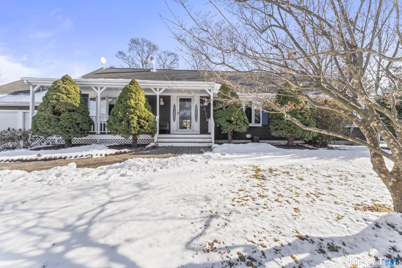 75 Eureka Ave - Photo 5 of 39