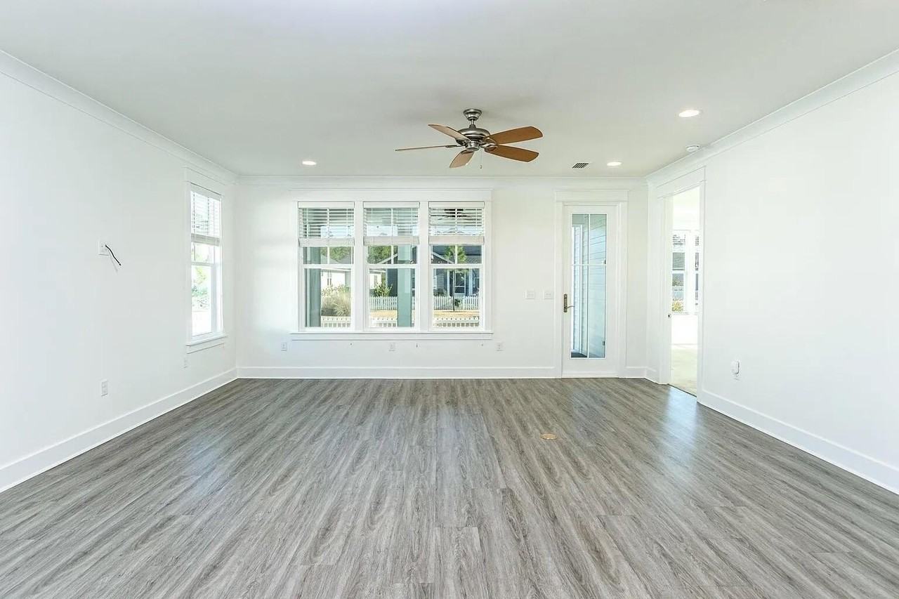 36 W Sandlefoot Ln - Photo 4 of 10