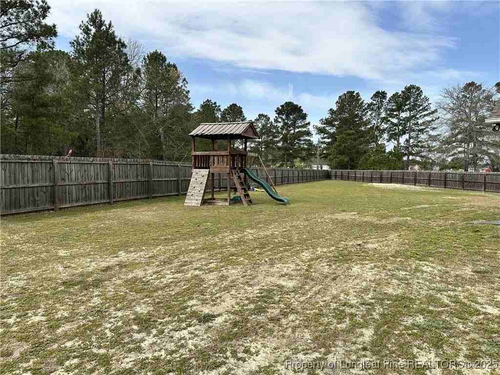 2240 Sir Michael Dr - Photo 3 of 21