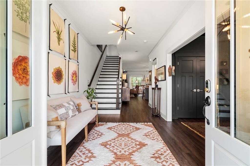 175 Stoneledge Trce N - Photo 3 of 50