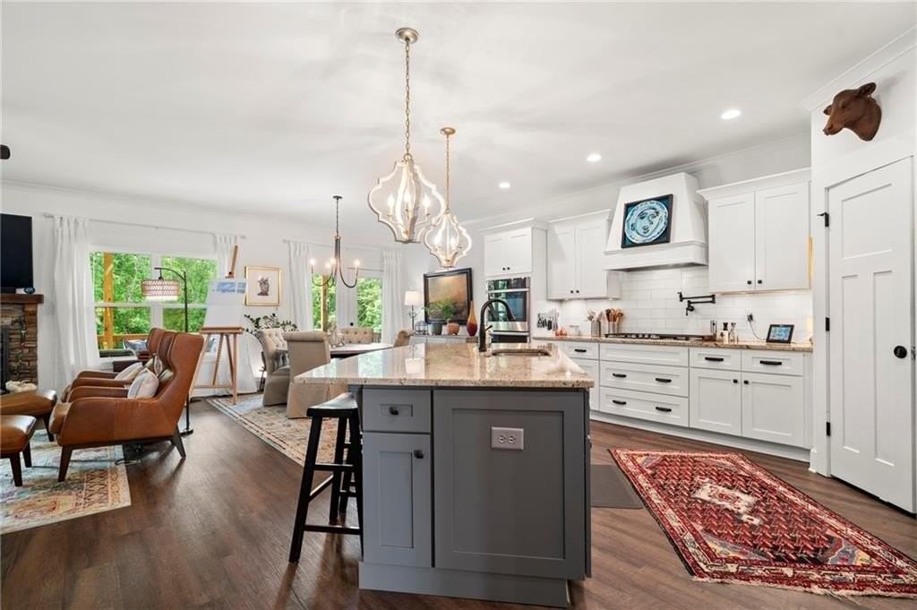 175 Stoneledge Trce N - Photo 7 of 50