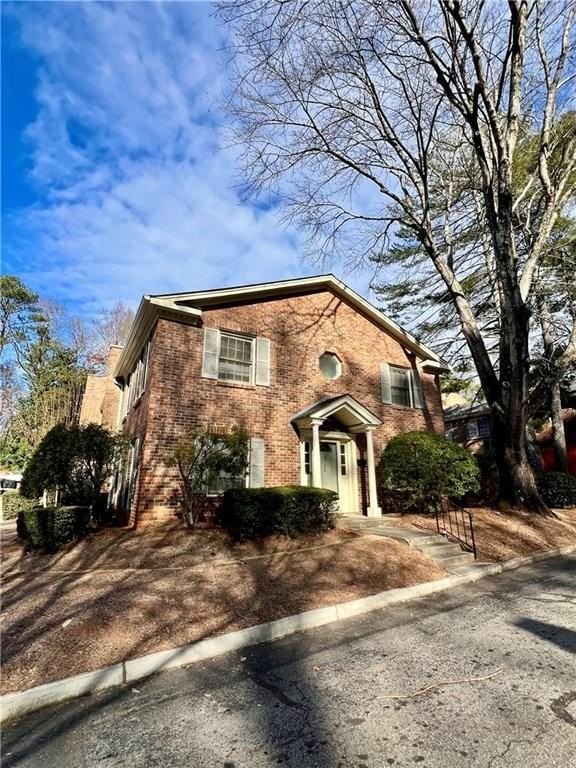 York Pl #3888 - Photo 5 of 38