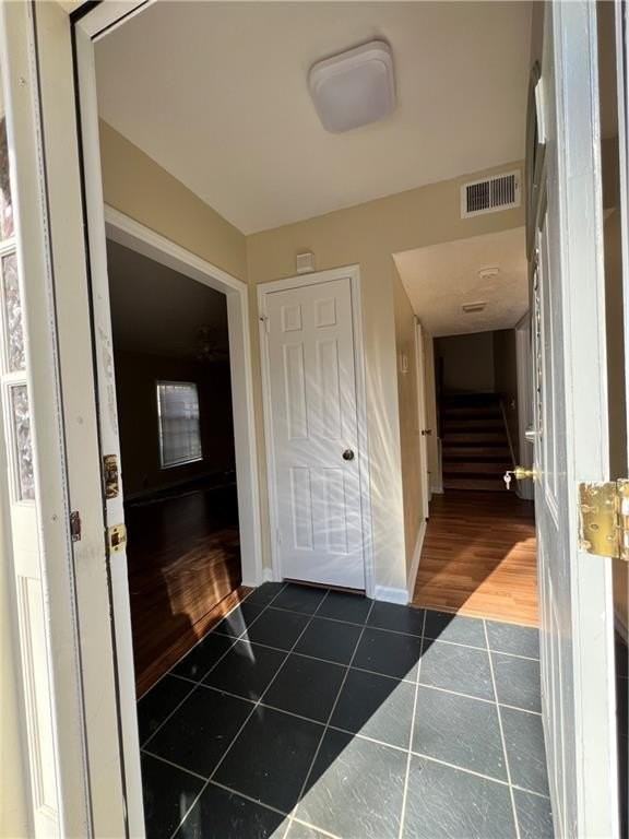 York Pl #3888 - Photo 6 of 38