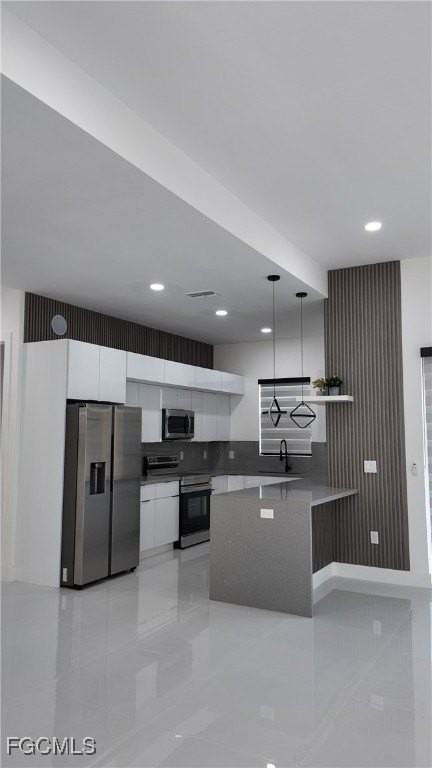 1414 Jefferson Ave - Photo 2 of 20