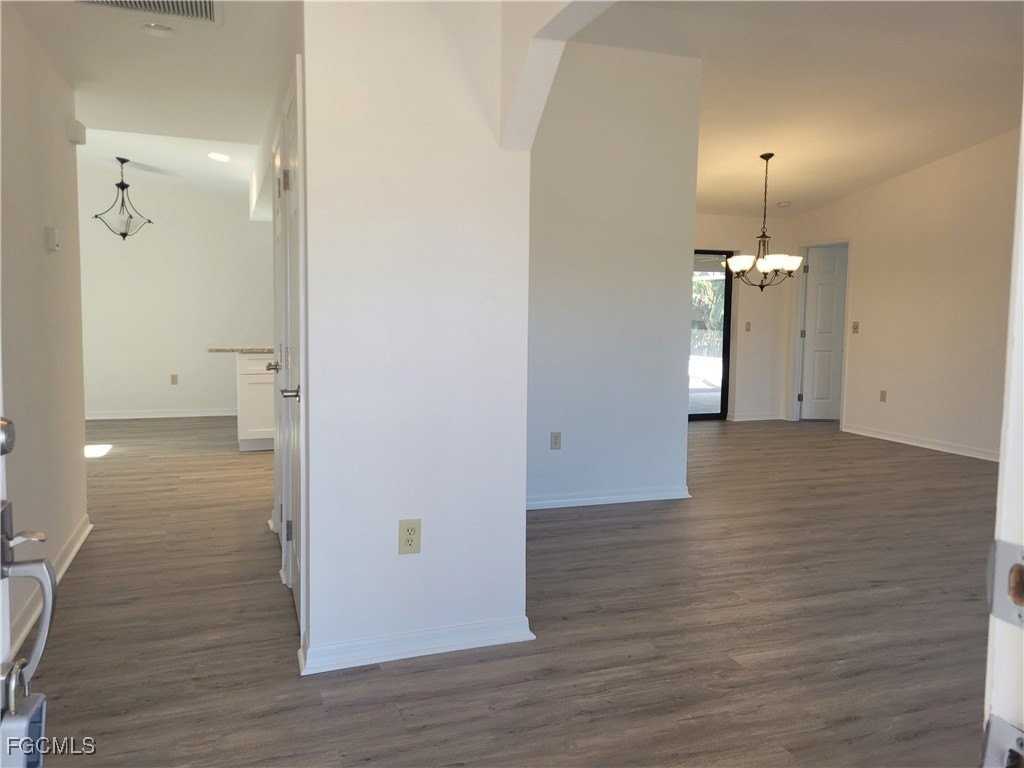 1700 Blue Lake Cir - Photo 3 of 34