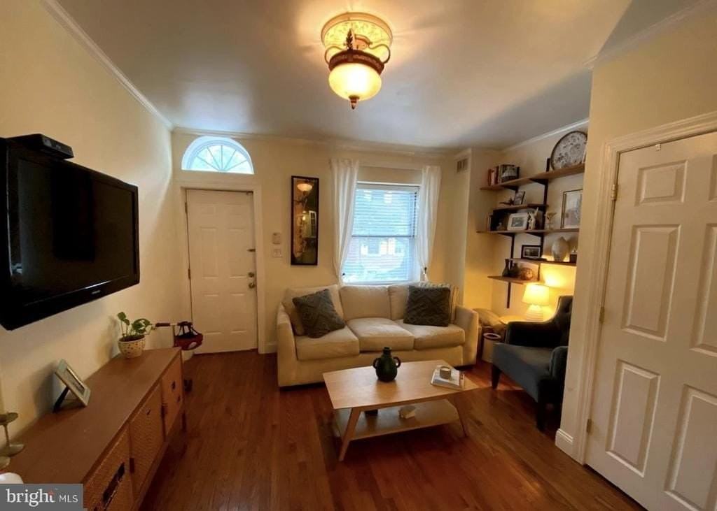 130 Manton St - Photo 5 of 16