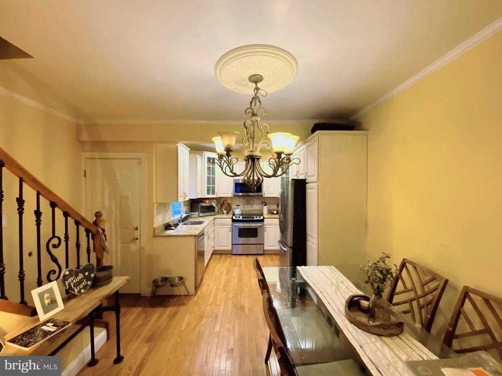 130 Manton St - Photo 7 of 16