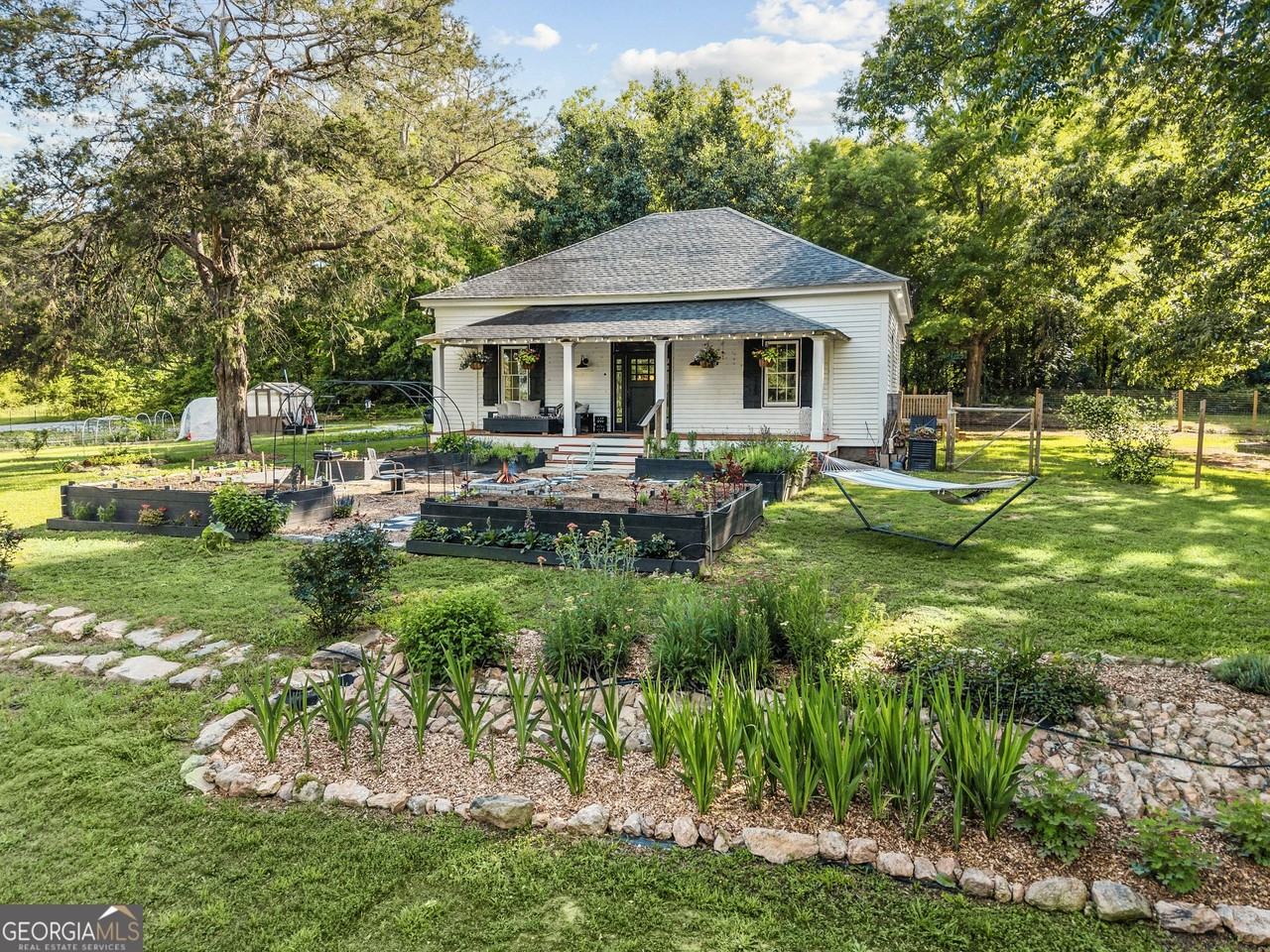 1580 Farmington Rd - Photo 2 of 20