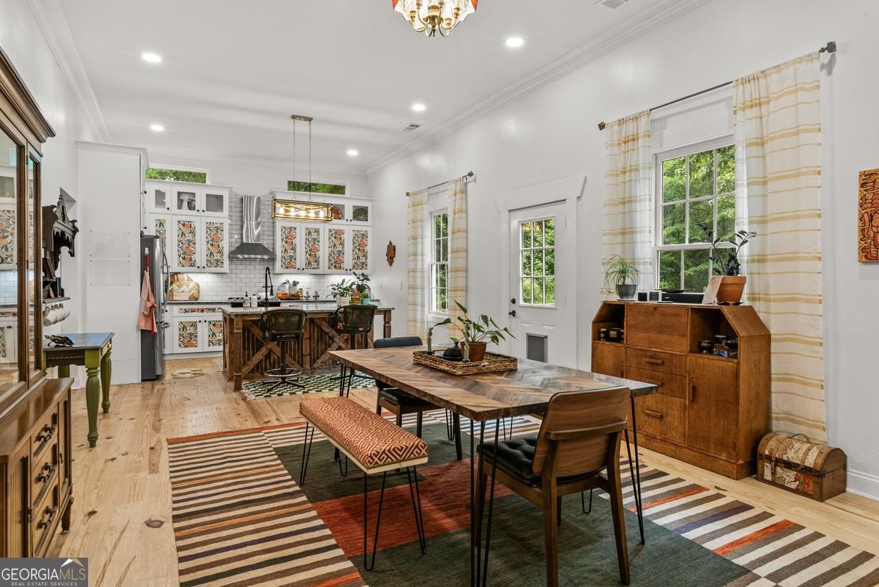 1580 Farmington Rd - Photo 4 of 20