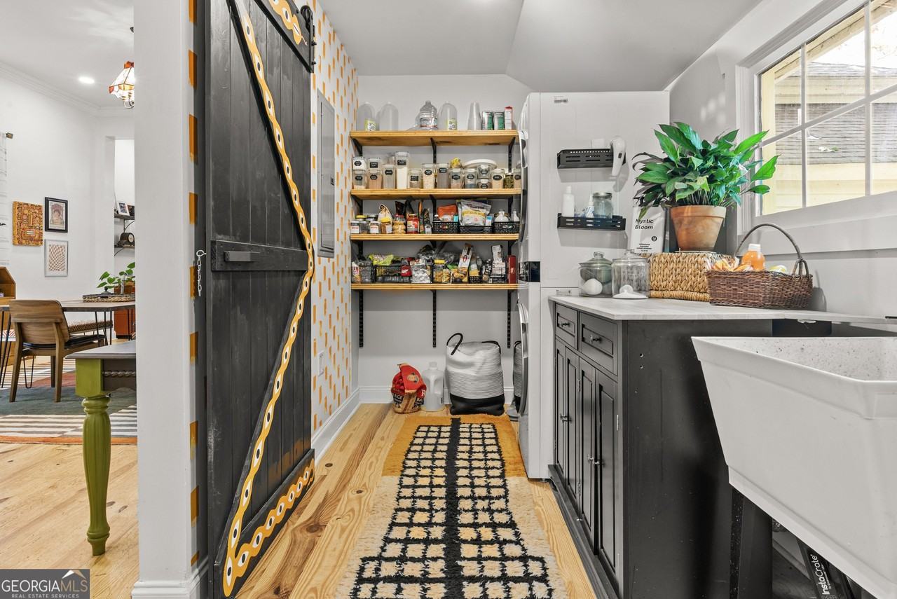 1580 Farmington Rd - Photo 7 of 20