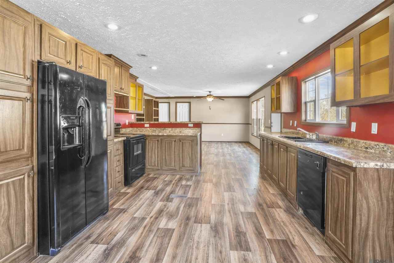 19222 Mclin Rd - Photo 6 of 14