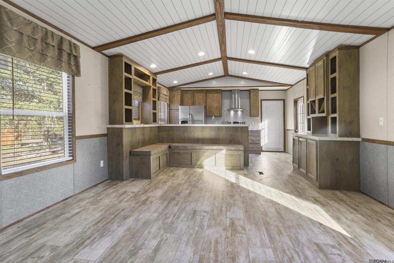 19218 Mclin Rd - Photo 4 of 13