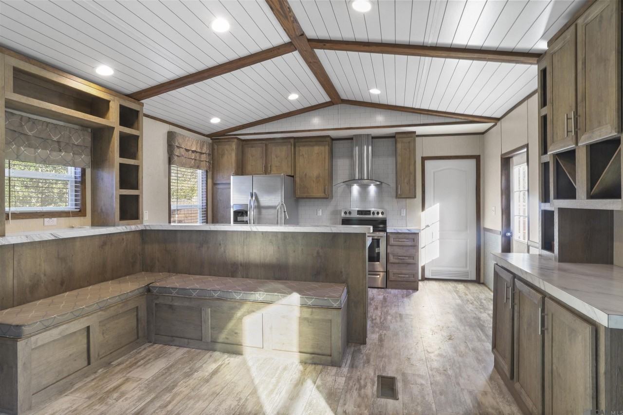 19218 Mclin Rd - Photo 5 of 13