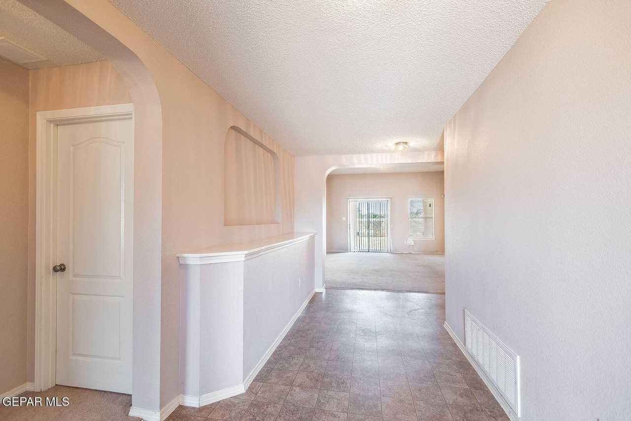 14272 Lasso Rock Dr - Photo 4 of 24