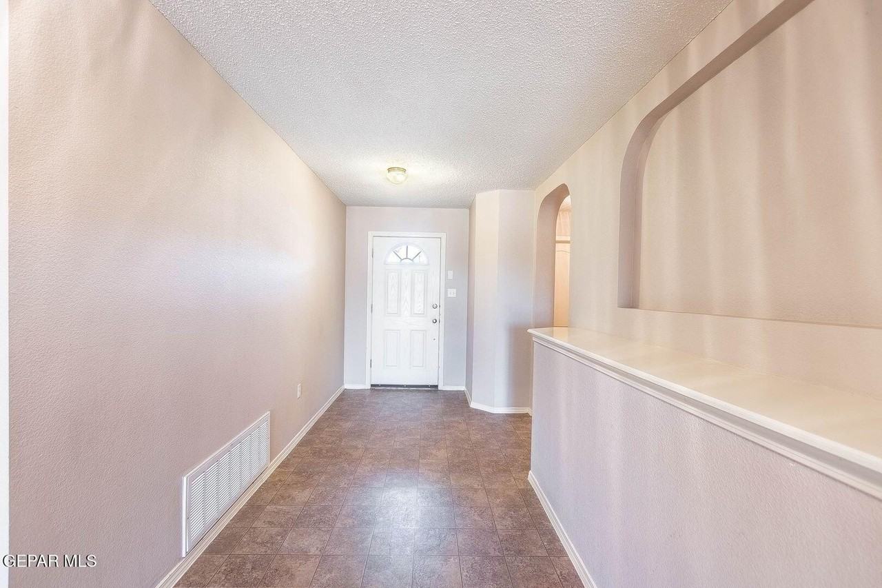 14272 Lasso Rock Dr - Photo 5 of 24