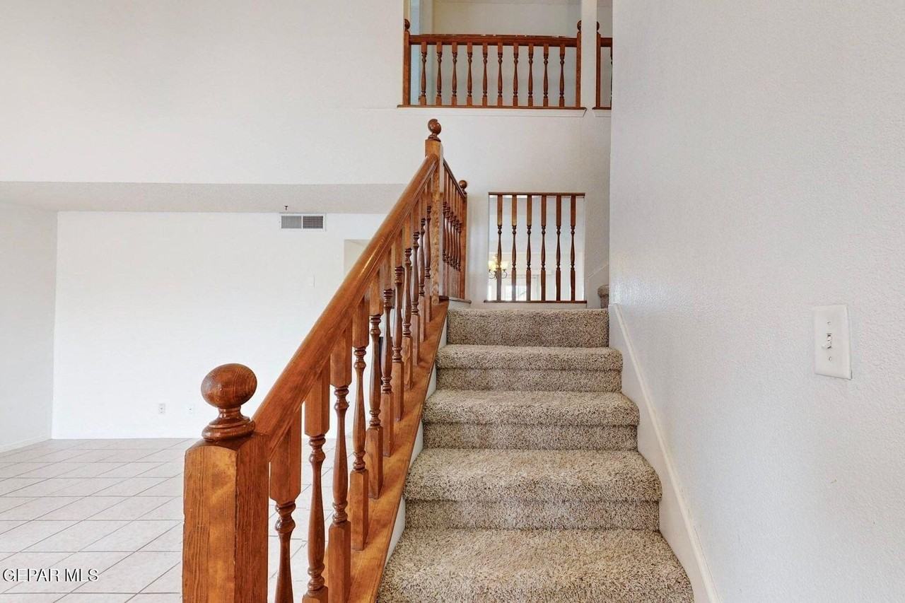 133 E Cloud Song - Photo 4 of 37