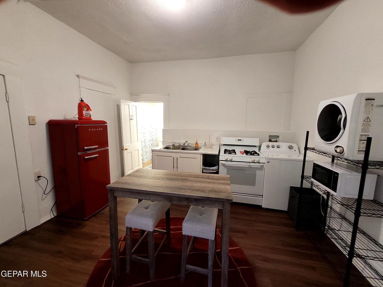 806 Mundy Dr Apt 1 #1 - Photo 6 of 12