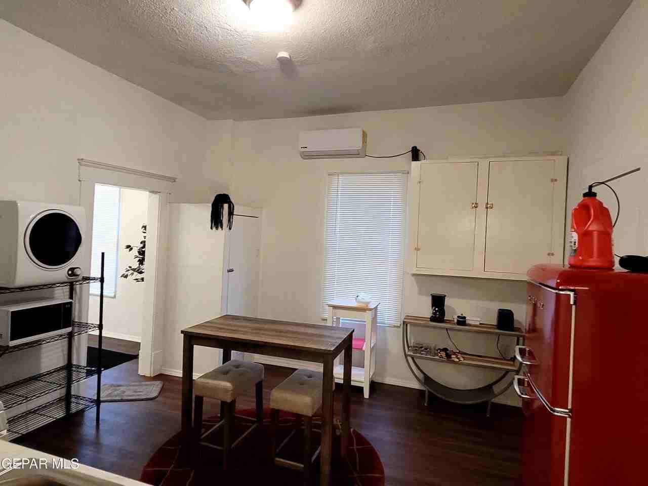 806 Mundy Dr Apt 1 #1 - Photo 5 of 12