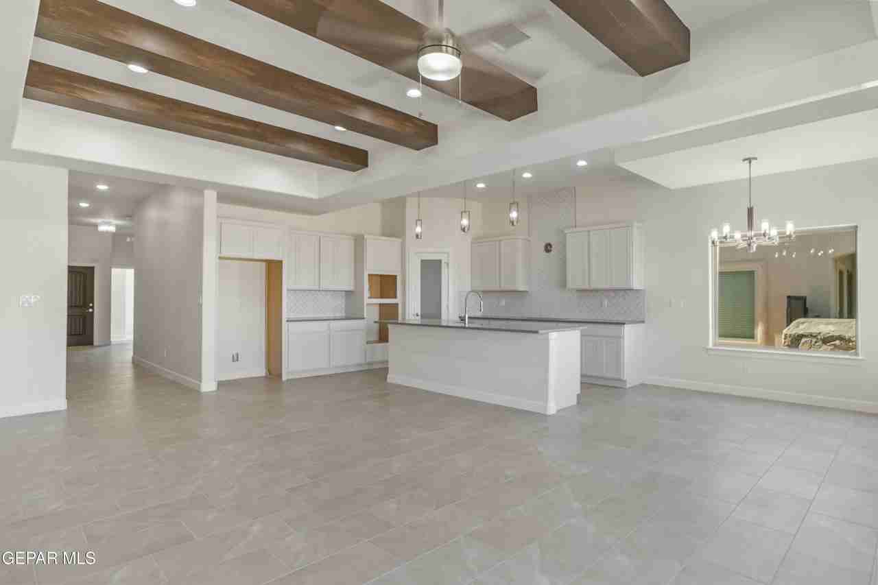 360 Playa Vista St - Photo 6 of 24