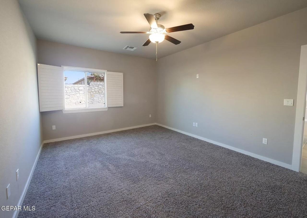 2170 Enchanted Crest Dr - Photo 6 of 25