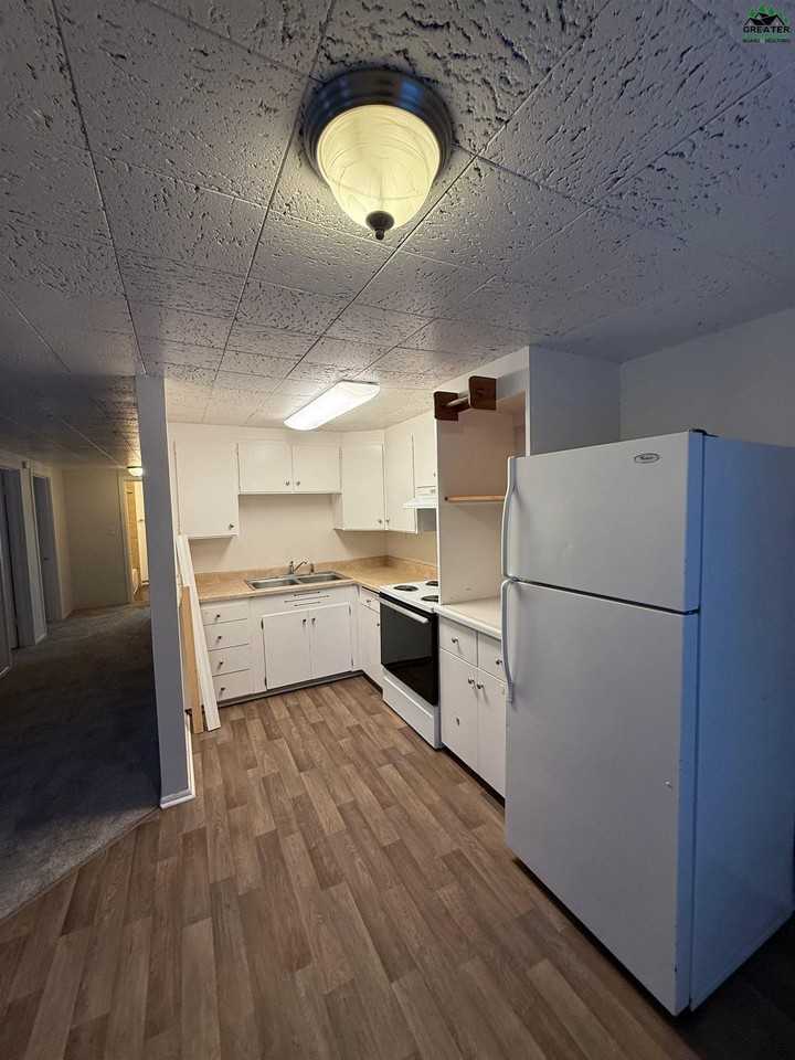 1446 Turner St Apt 3 - Photo 5 of 12