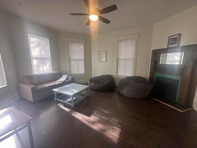 1113 Grant St #A - Photo 4 of 12