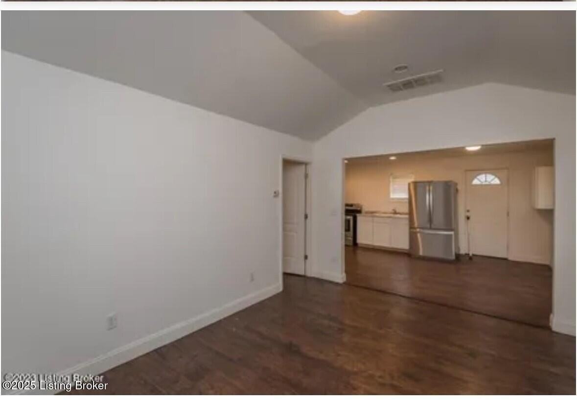 1156 S 26th St - Photo 3 of 12