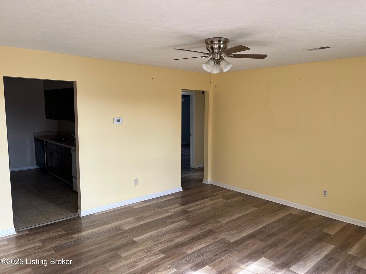 1012 Windview Pl Ste B - Photo 5 of 15