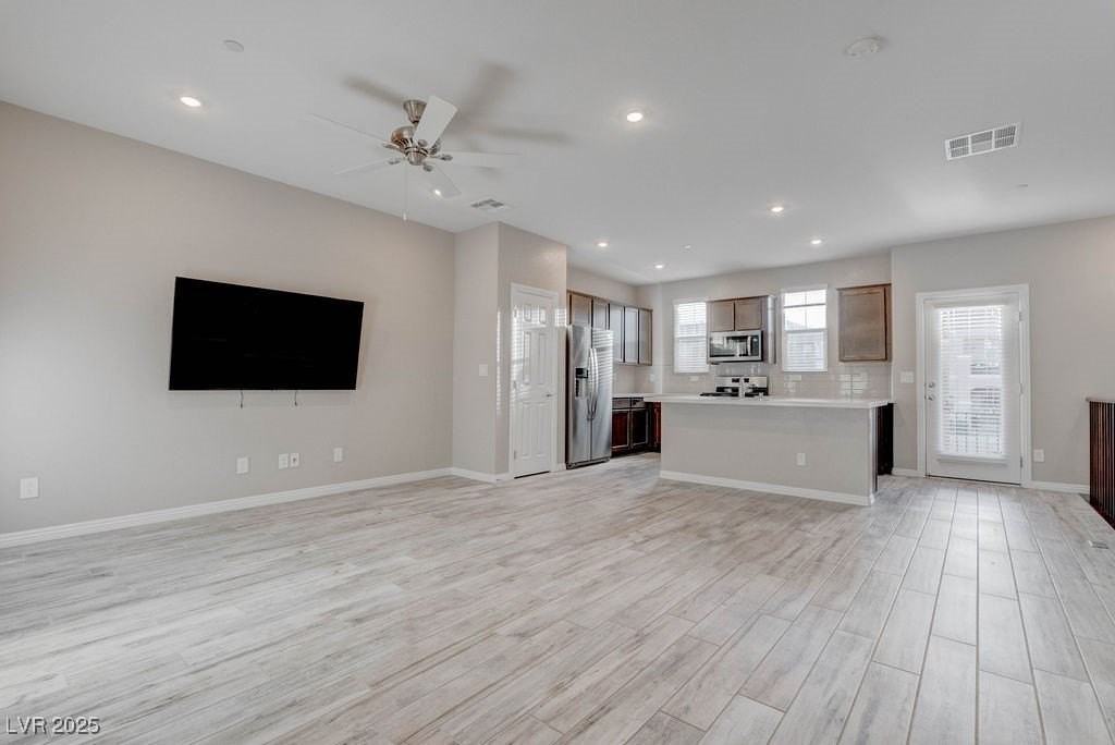 483 Ylang Pl - Photo 7 of 39