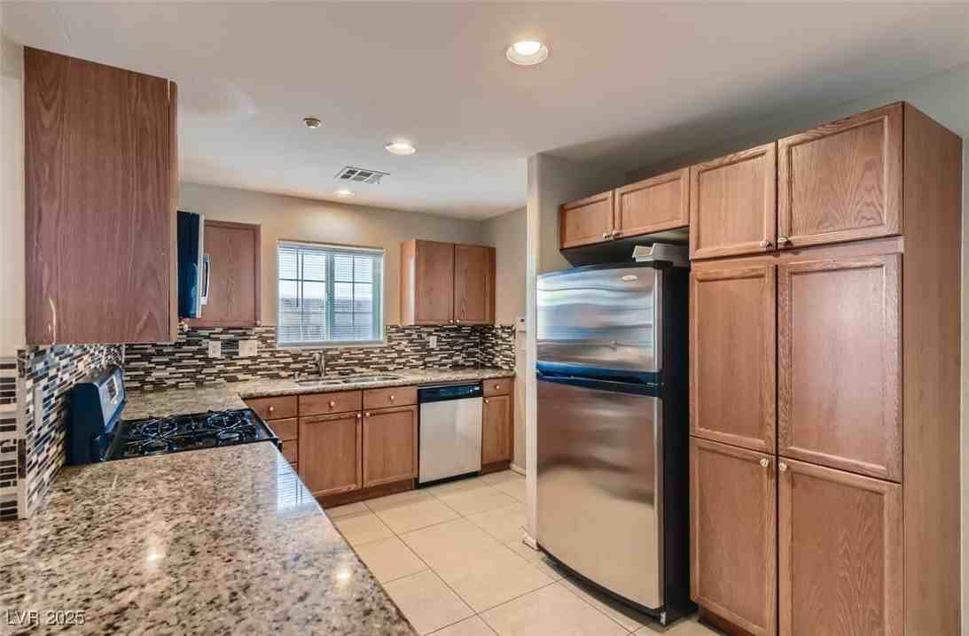 7404 Bewitching Ct - Photo 6 of 15