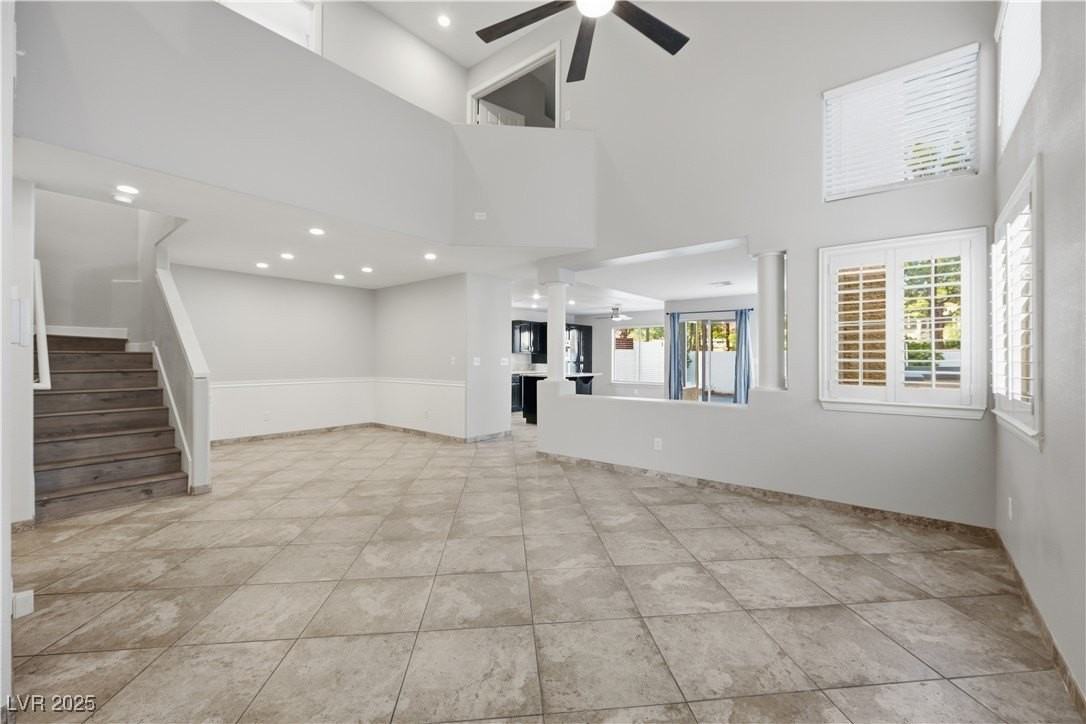 1849 Derbyshire Dr - Photo 4 of 33