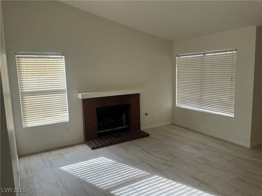 368 Abbington St - Photo 2 of 13