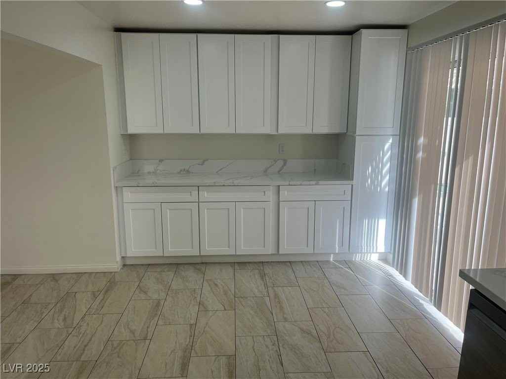 368 Abbington St - Photo 4 of 13