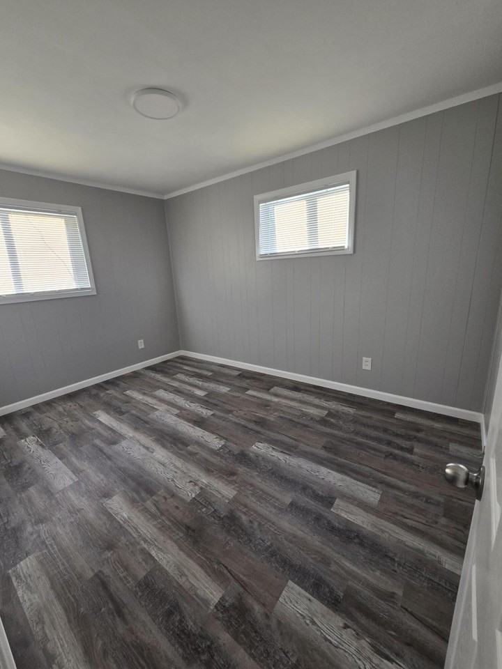 14463 Leonard Ave - Photo 2 of 5