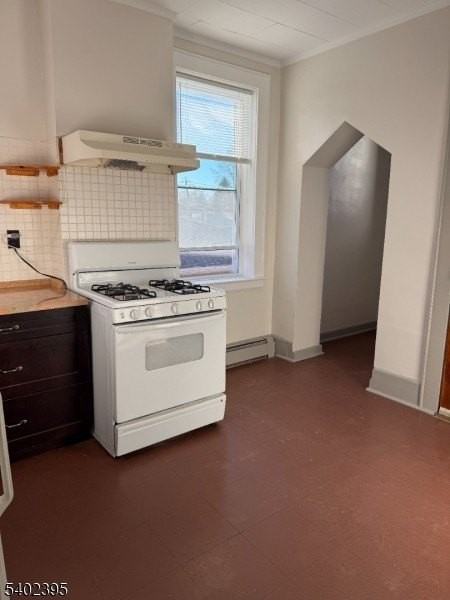 141 Franklin Ave - Photo 3 of 11