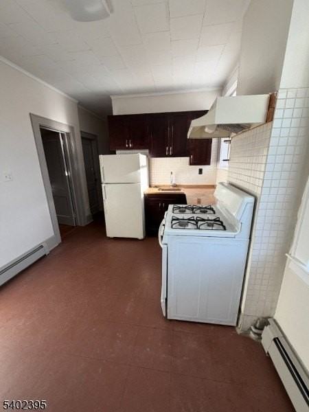 141 Franklin Ave - Photo 5 of 11