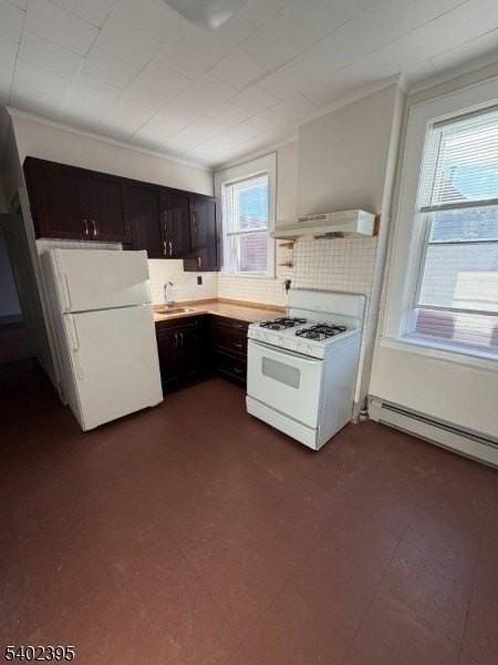 141 Franklin Ave - Photo 7 of 11