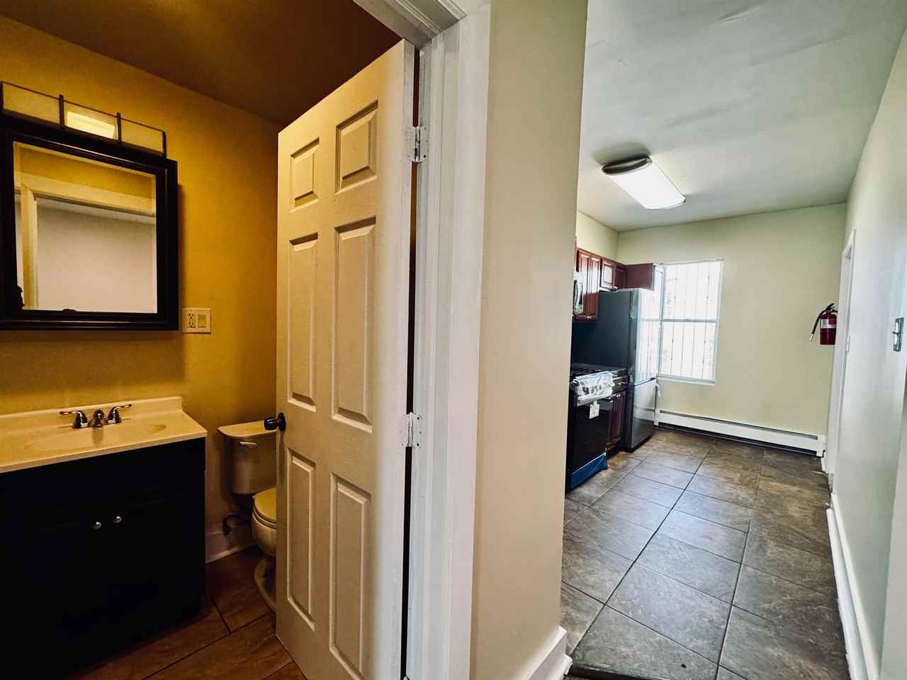 101 1/2 Ocean Ave - Photo 2 of 5