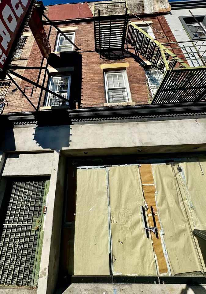 101 1/2 Ocean Ave - Photo 5 of 5