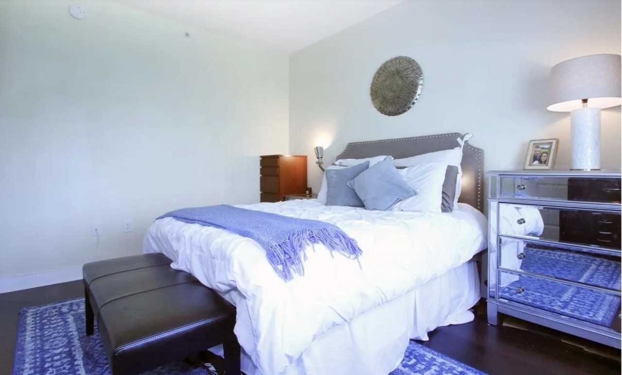 1450 Washington St #406 - Photo 6 of 13