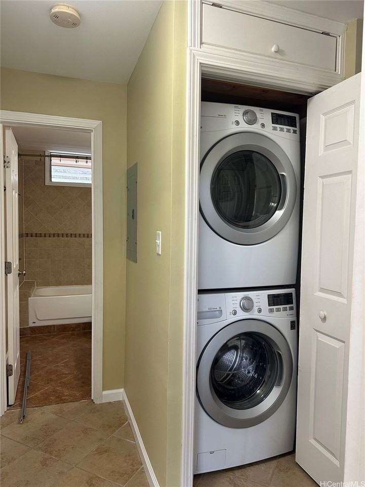 95-257 Waikalani Dr Apt B903 #B903 - Photo 5 of 25